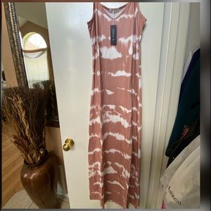 ✨🆕 Adele B. Gorgeous Maxi Dress ✨